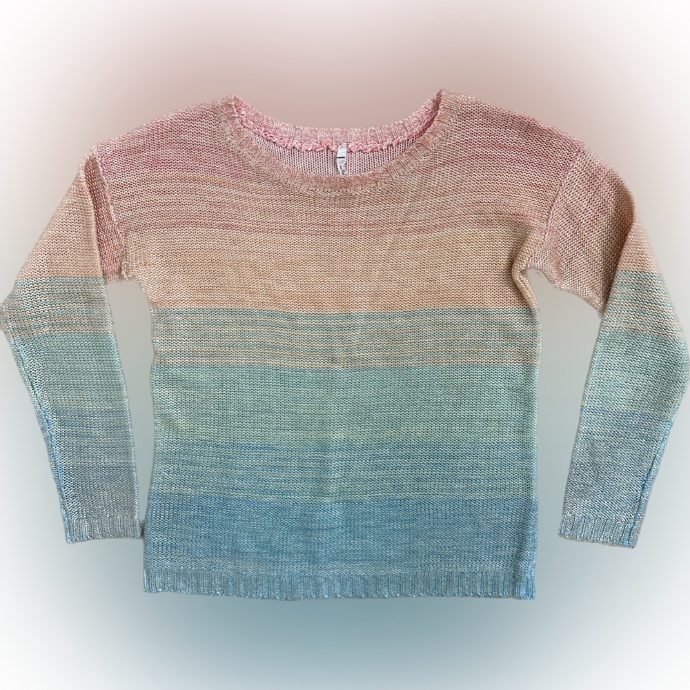 Willow And Clay Women's Ombre Sweater
Gold Shimmer